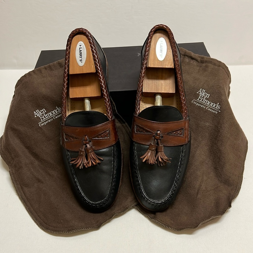Allen Edmonds Leather Tassel Loafers! Two Tone Black/Browns! Size 12B
